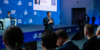 Дмитрий Артюхов представил опыт региона на Конгрессе молодых ученых в Сочи - Муравленко 24